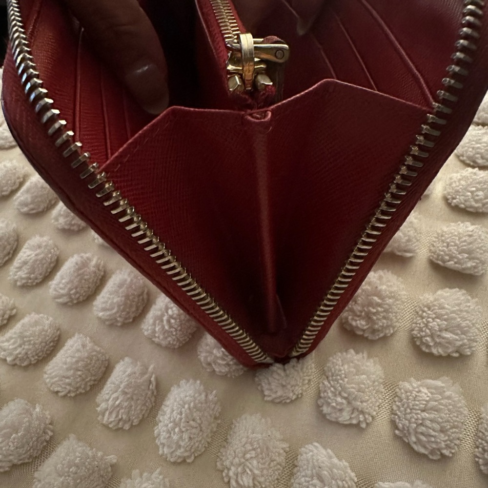 Prada Red Wallet in Saffiano Leather ❤️ - Picture 8 of 11